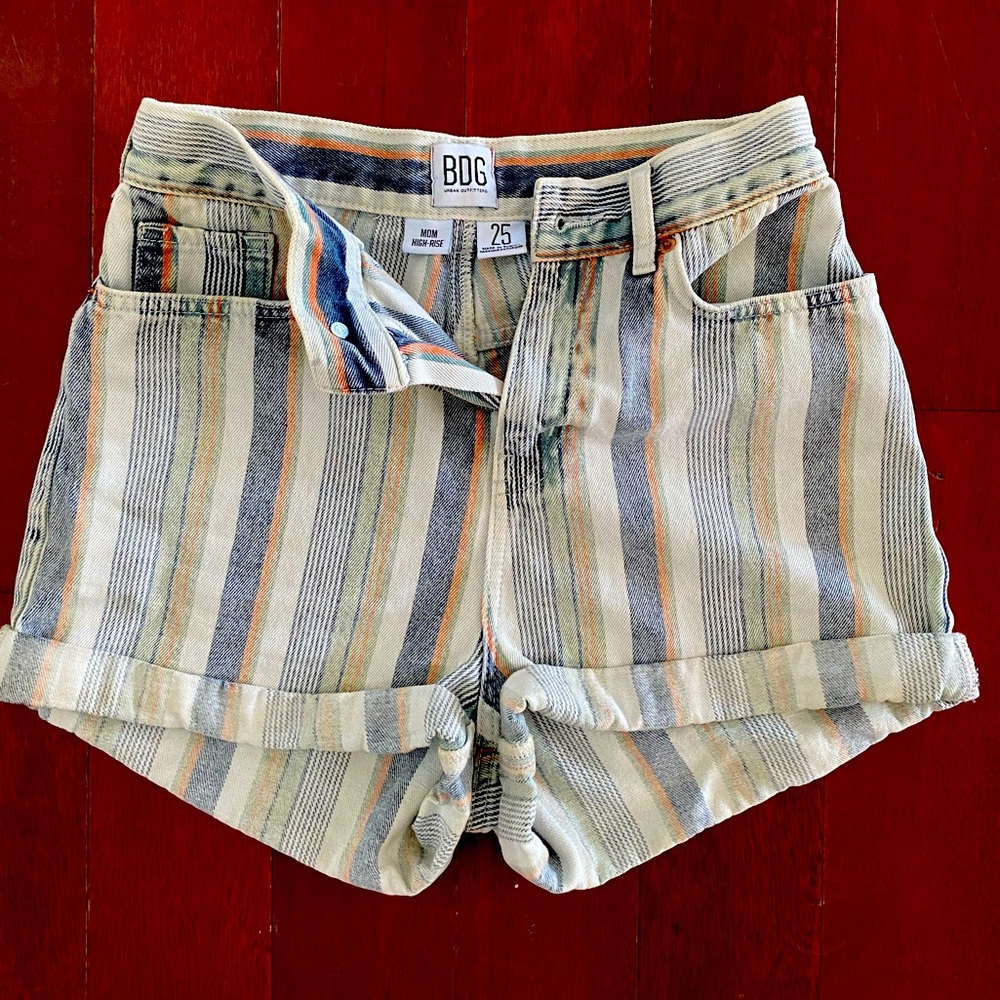 BULLDOG FADED STRIPED DENIM SHORTS